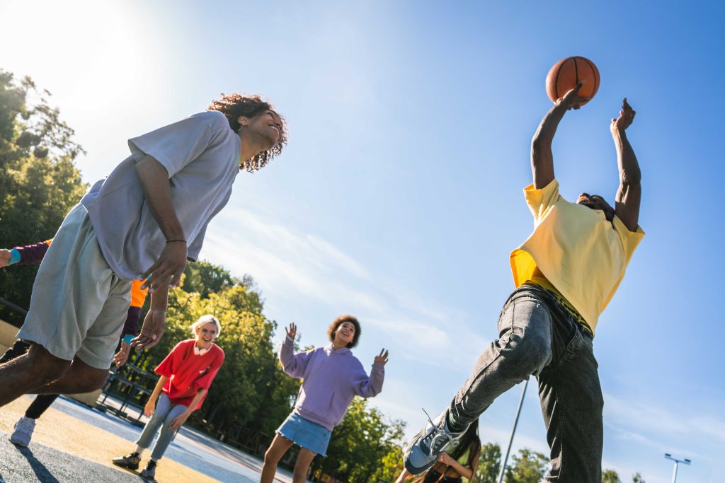homophily and its role in fostering socialisation - Raise Your Spirit